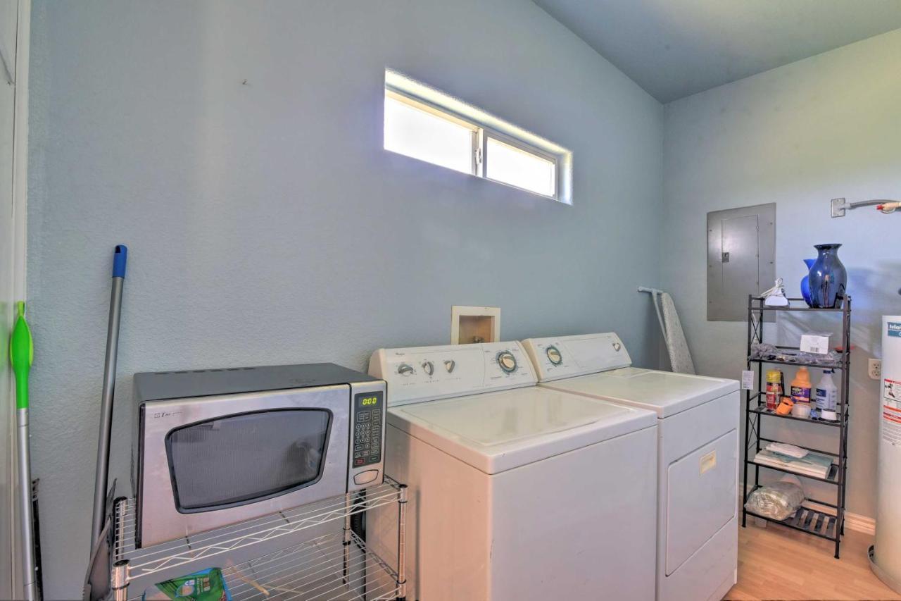 Bright Crystal Beach House, Walk To Coast! Villa Bolivar Peninsula Eksteriør billede